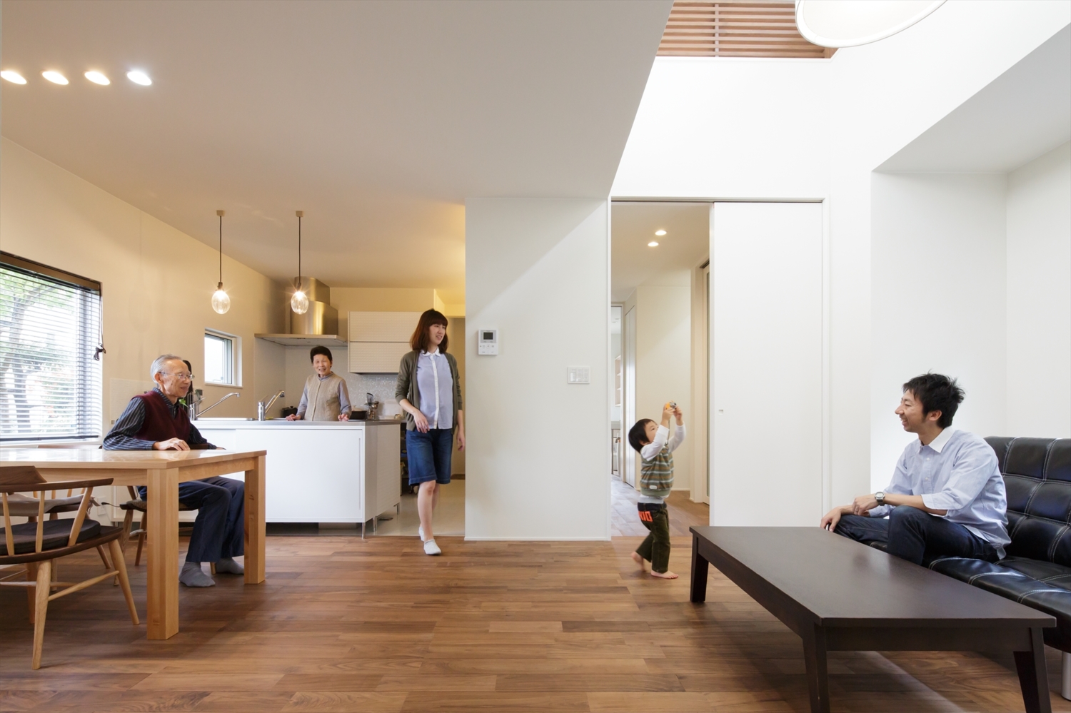 【戸建二世帯リノベ】シンプルが心地よい二世帯住宅リノベーション
